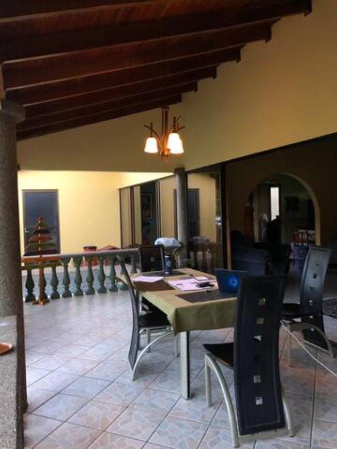 Linda Casa De Verano Con Amplias Zonas Verdes San Isidro De El General Dış mekan fotoğraf