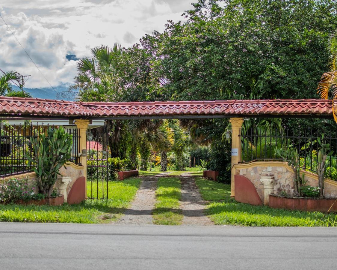 Linda Casa De Verano Con Amplias Zonas Verdes San Isidro De El General Dış mekan fotoğraf