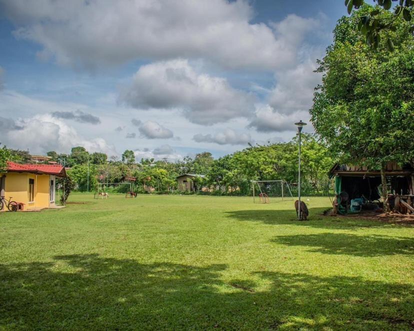 Linda Casa De Verano Con Amplias Zonas Verdes San Isidro De El General Dış mekan fotoğraf